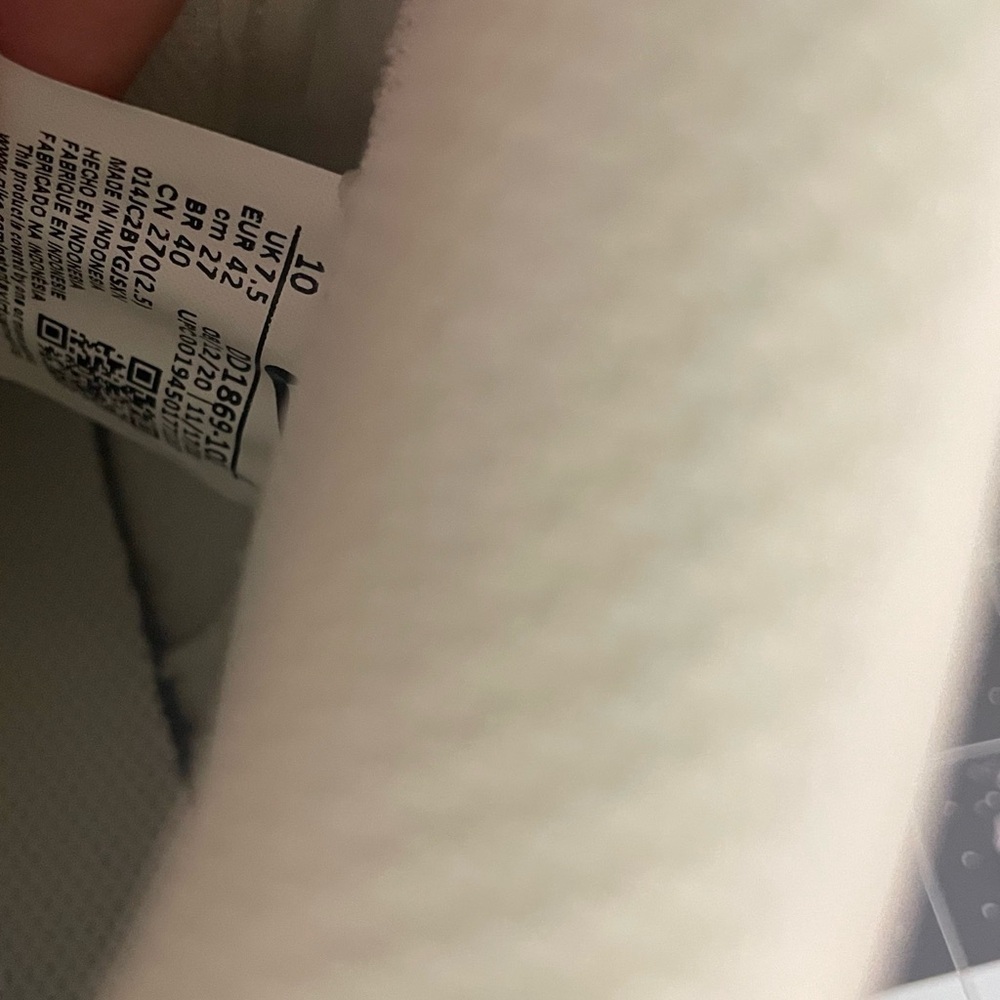 Nike Dunk High in Soft Gray and Off-White - Picture 8 of 8